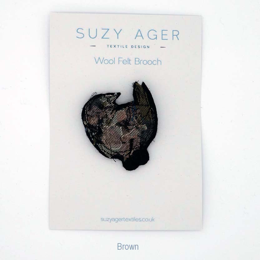 Wren Stitched Brooch